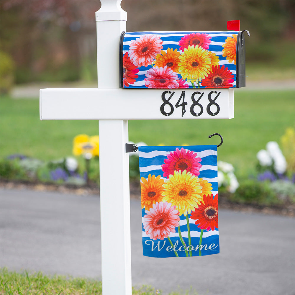 Garden Flag Gerbera Bouquet