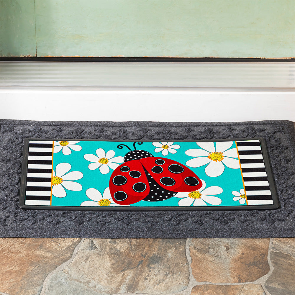 Mat Ladybug with Daisies