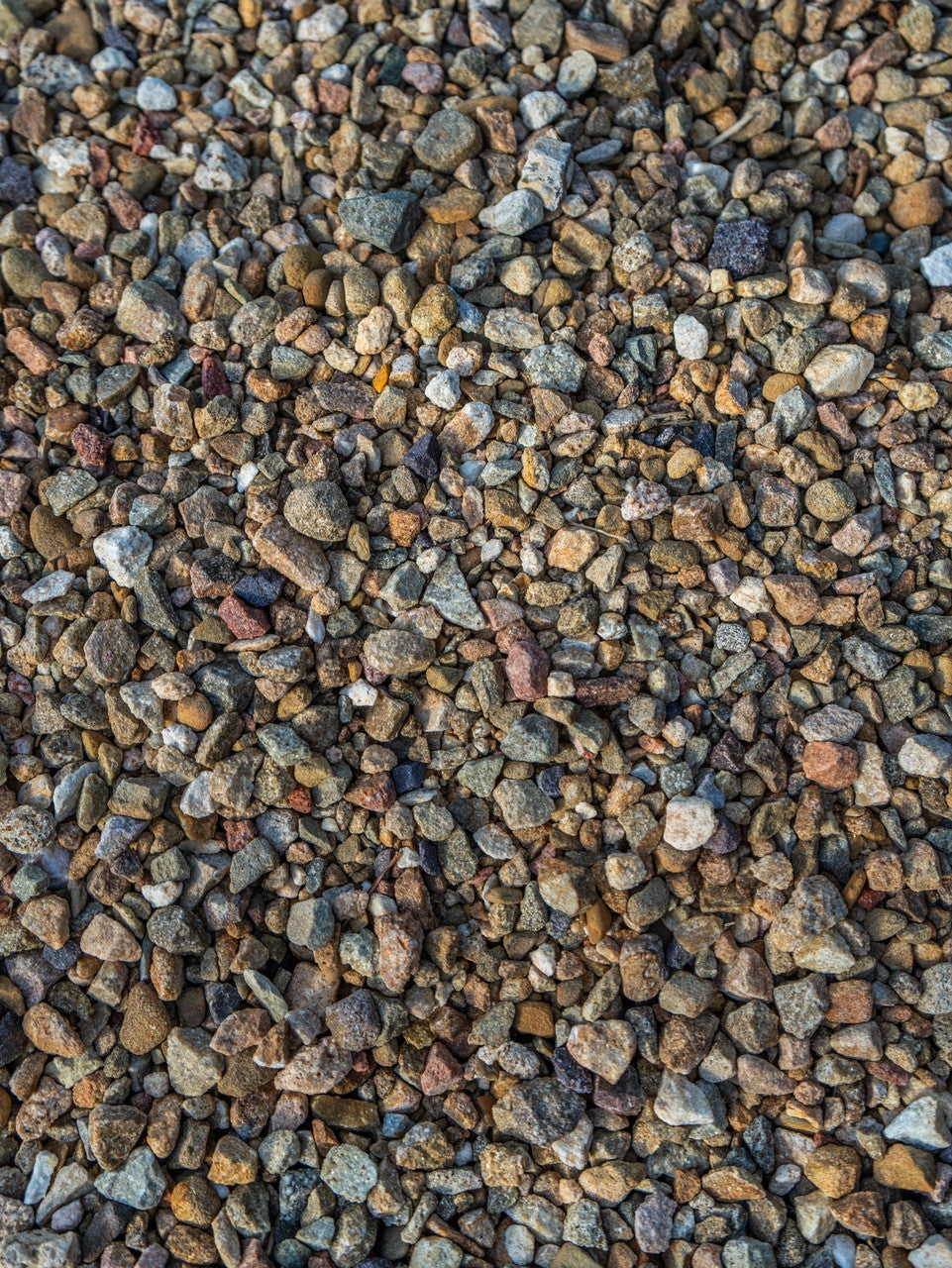 Boulders - Crushed Pea Gravel